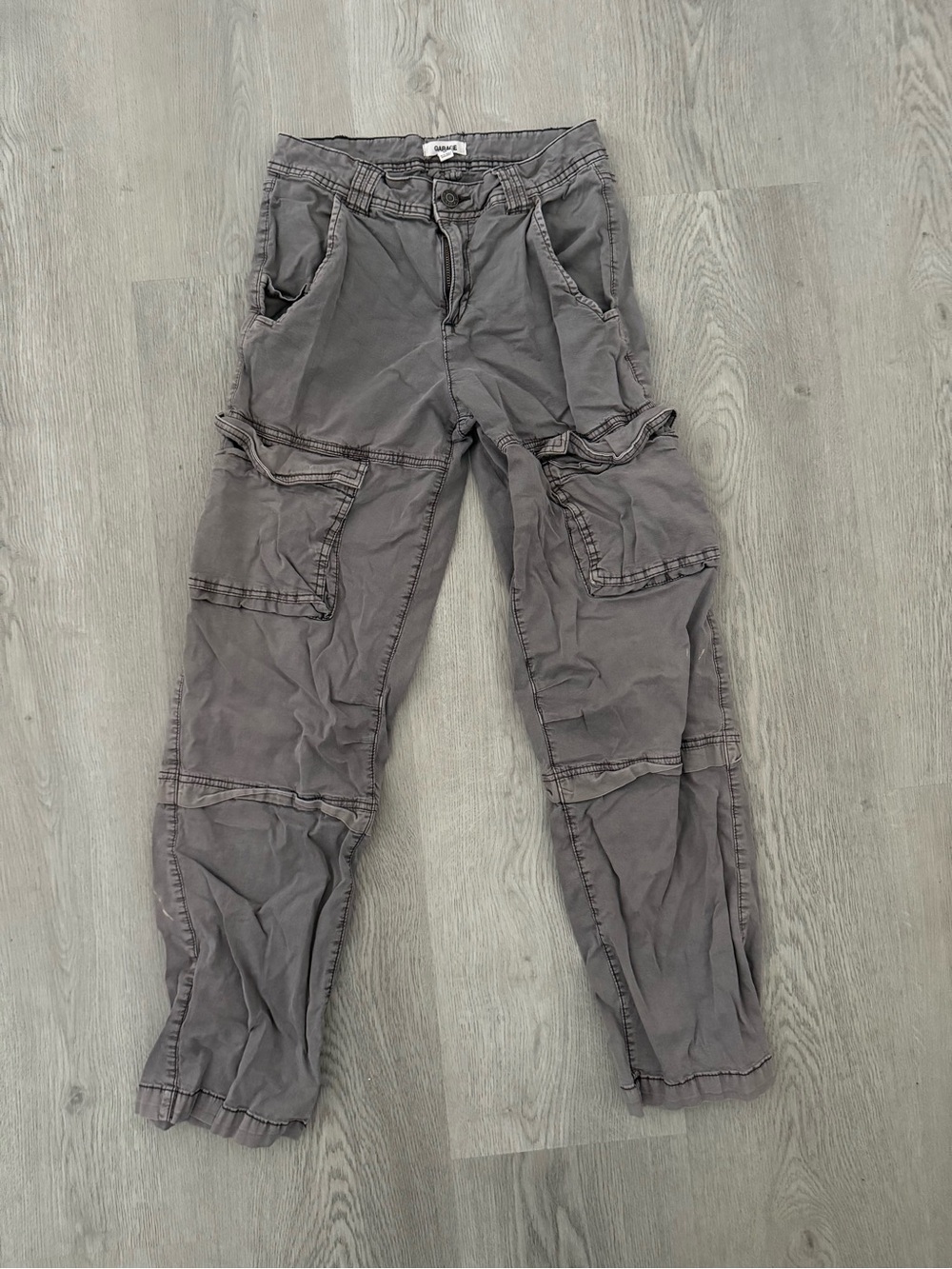 Garage Women Cargo Pants - Gray